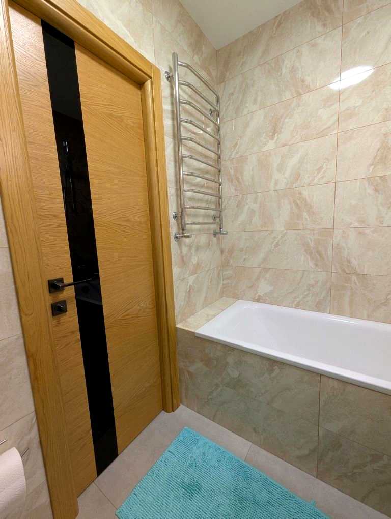 1879834407435789