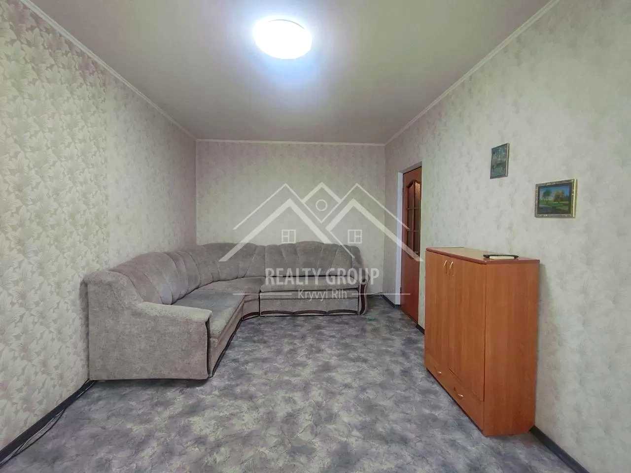 1879834877953749