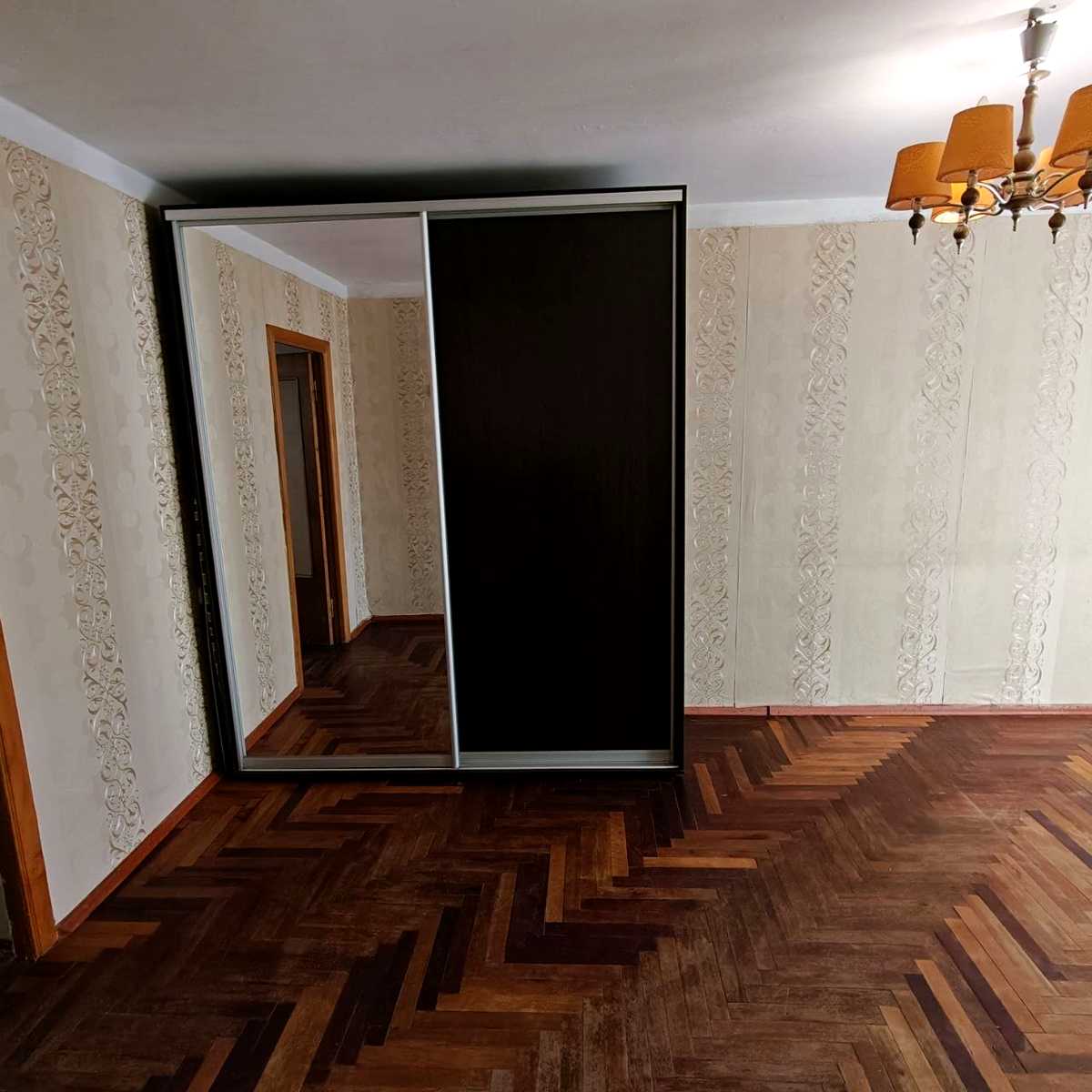 1879835558175515