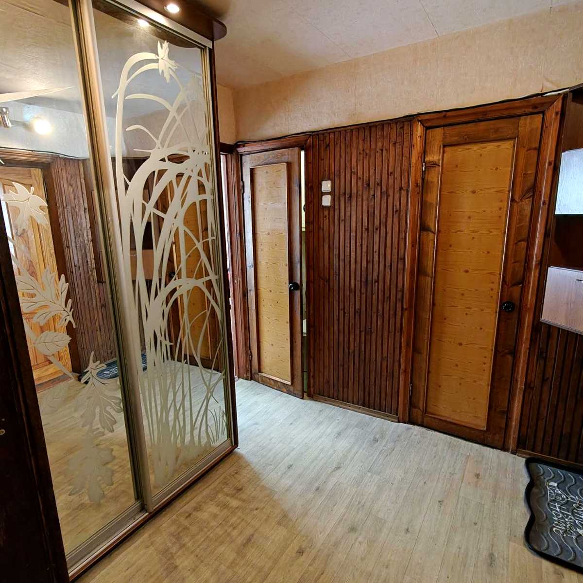 1879835559430891