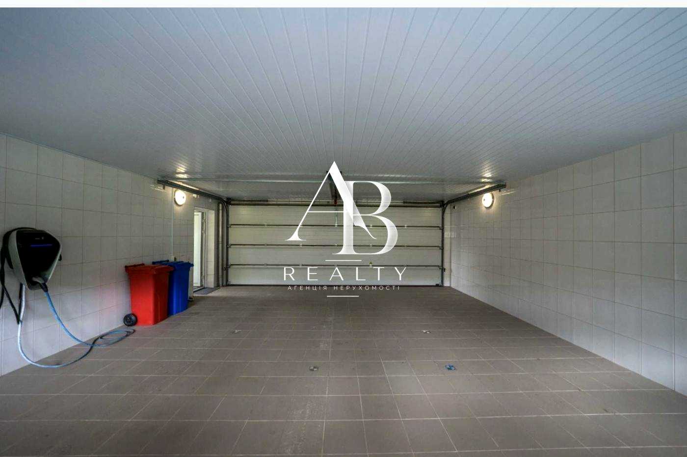 1879836426278311