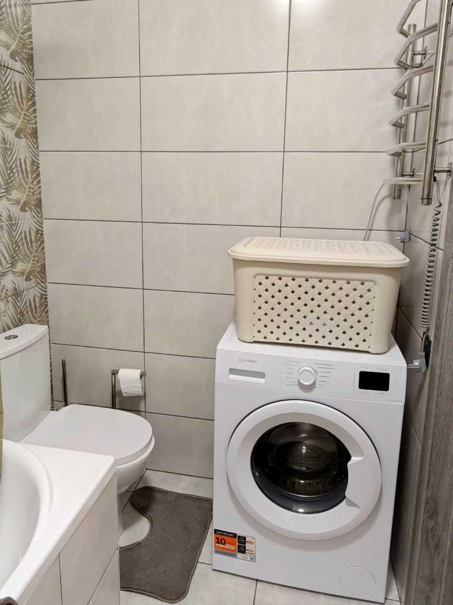 1879837592540564