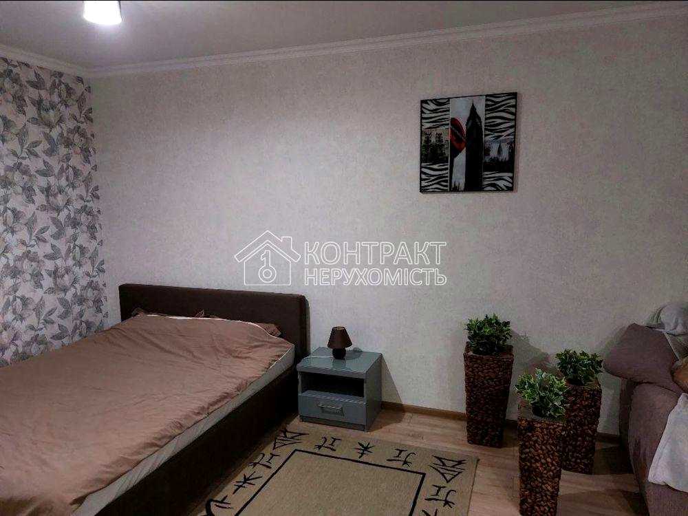 1879838015613661