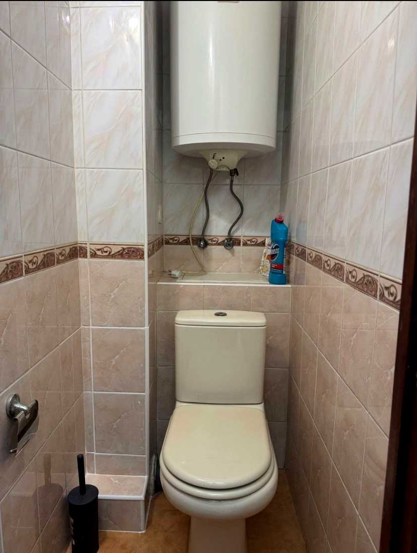 1879838677576504