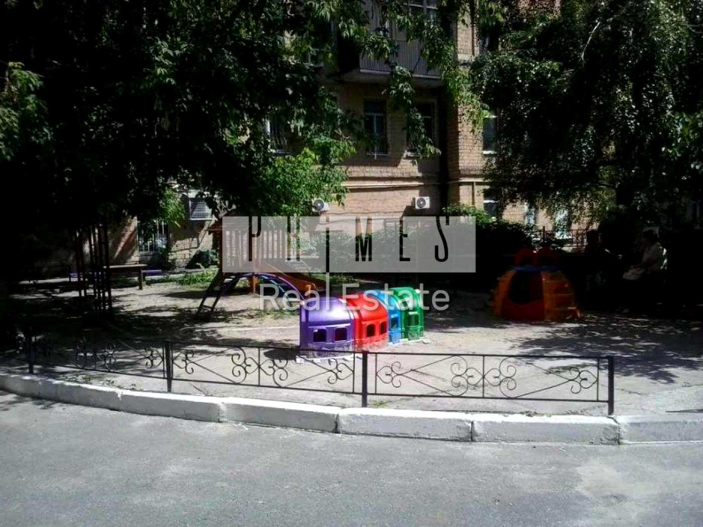1879839573188751