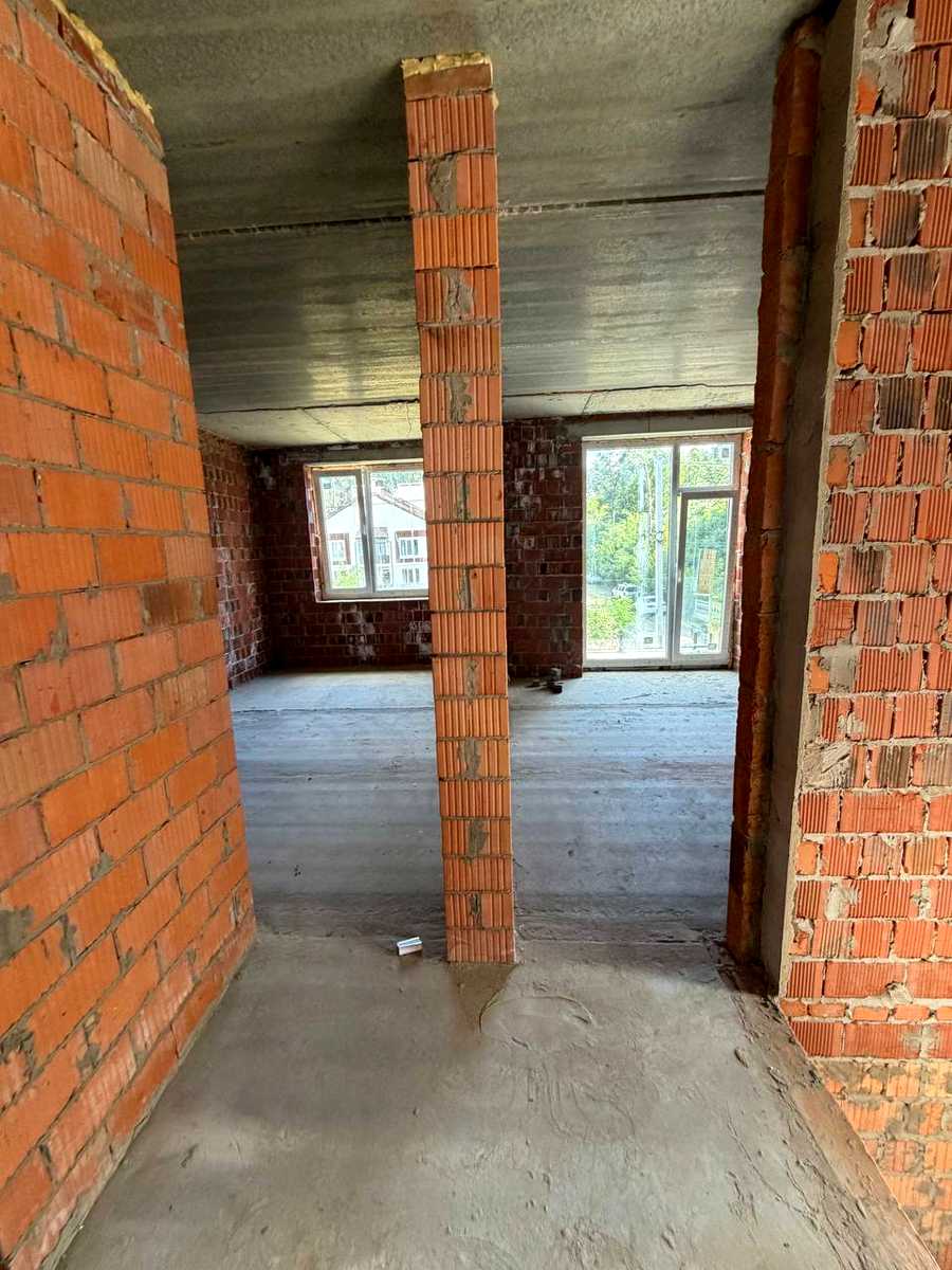 1879840181879964