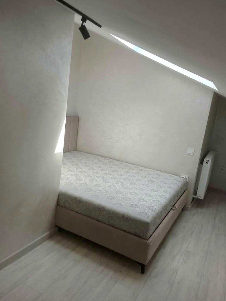 1879840606836520