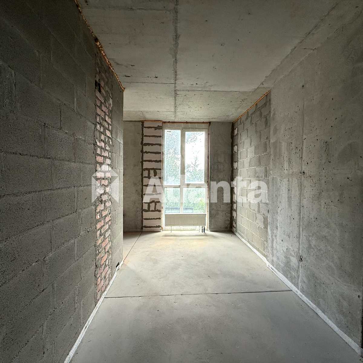 1879840619978560
