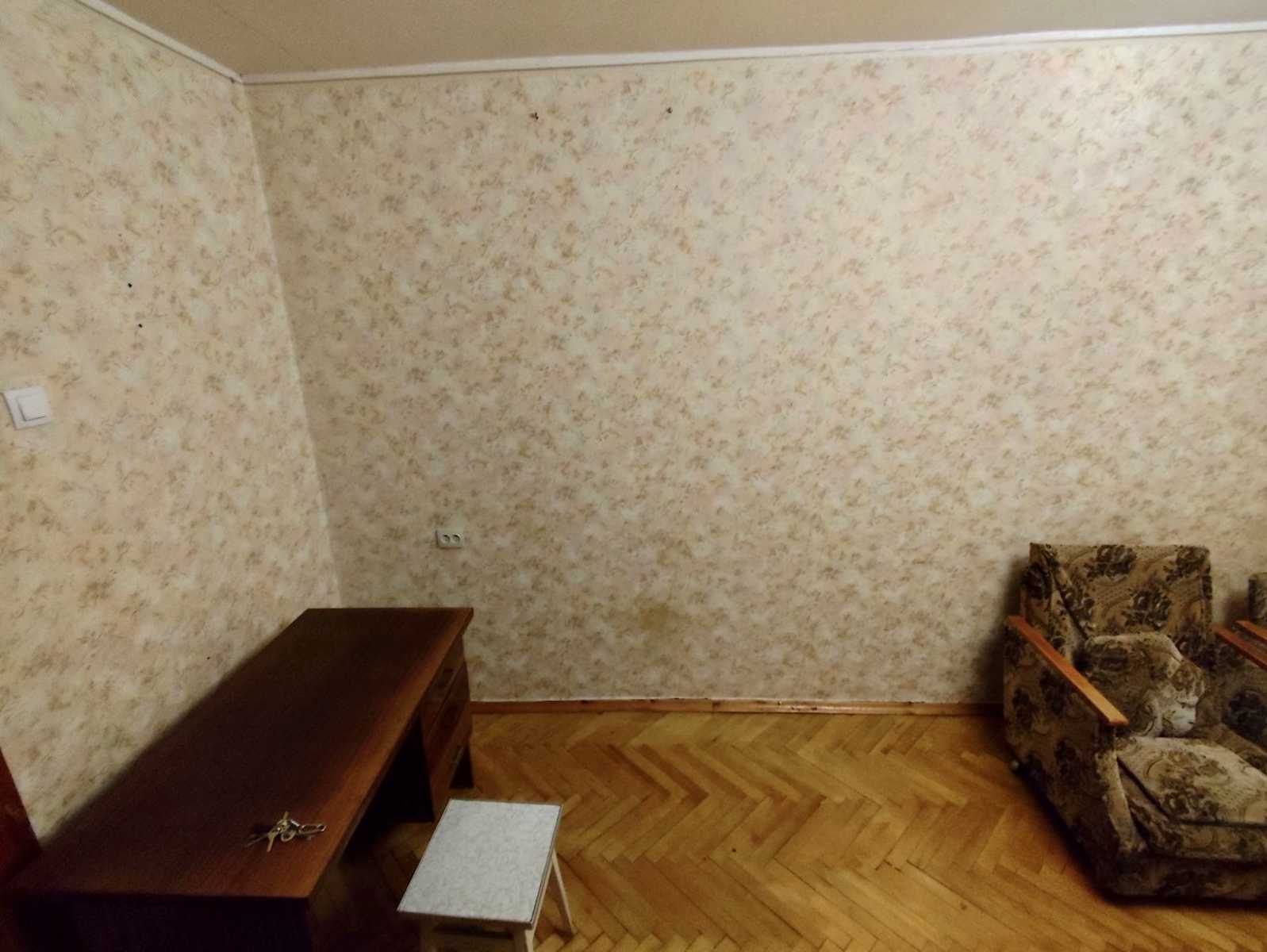 1879840804519881