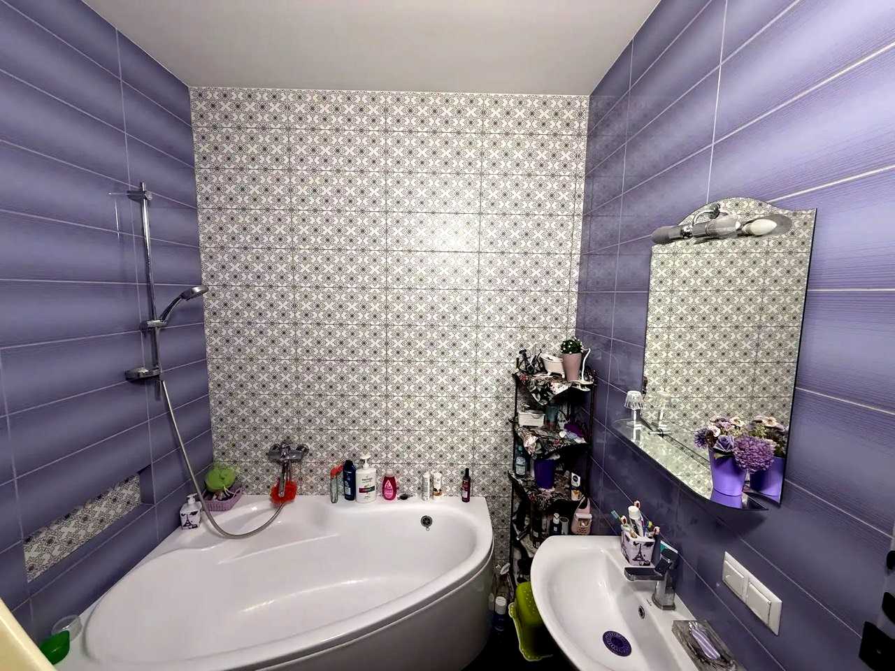 1879842032304189