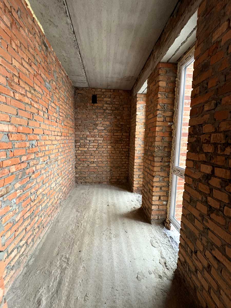 1879842375102004