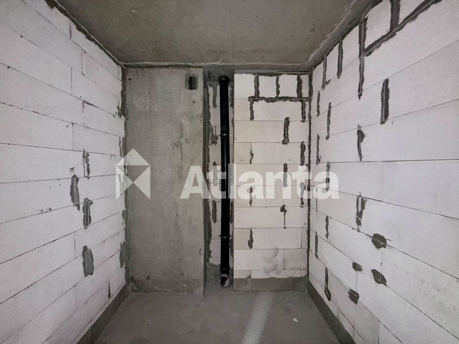 1879842475670591