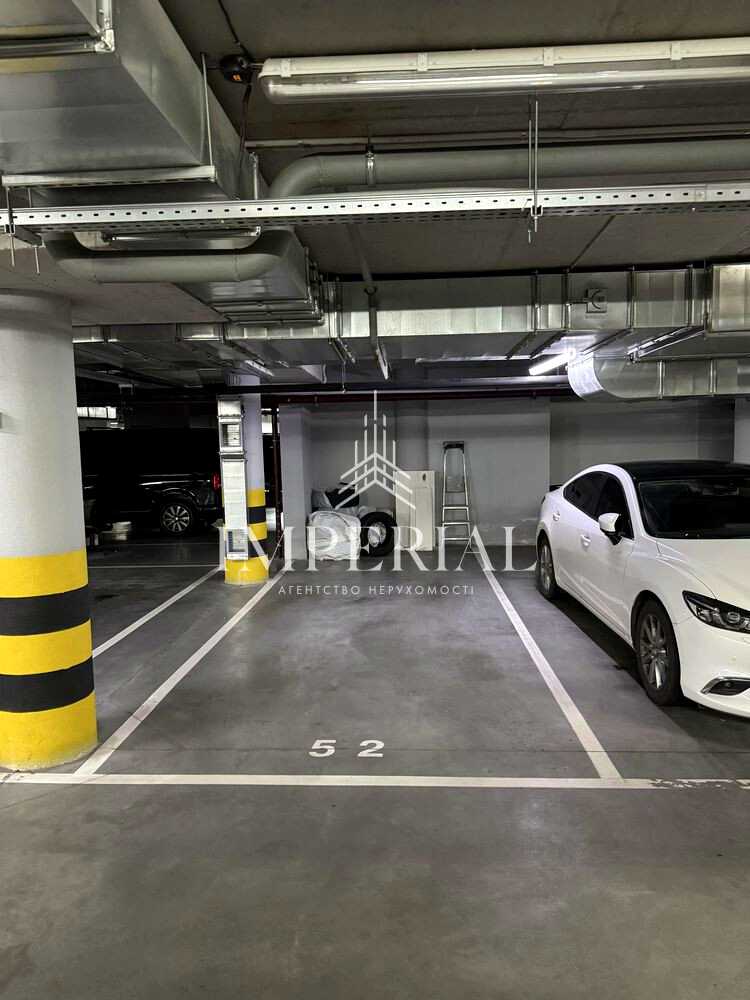 1879843104593228