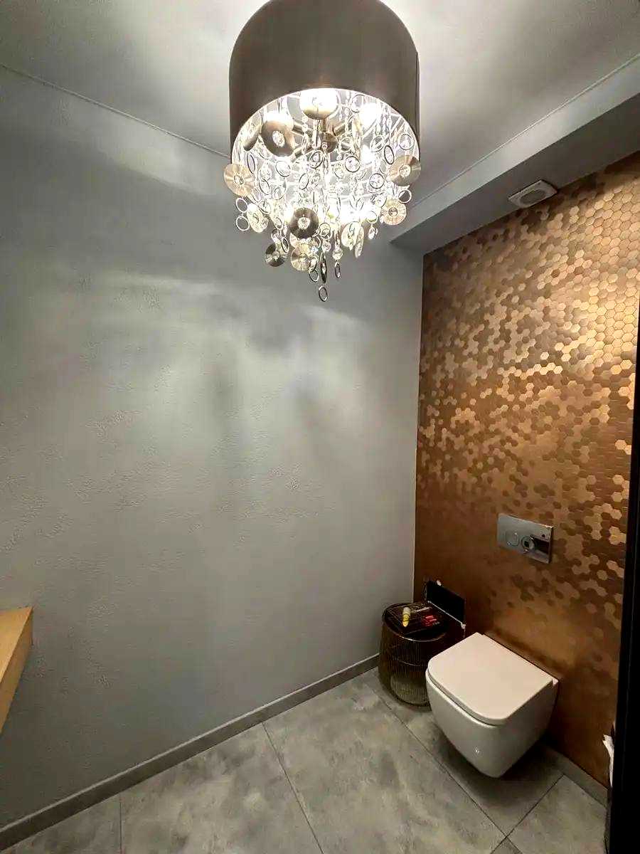 1879843165429784