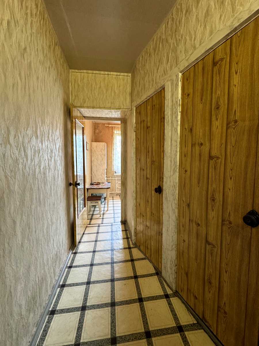 1879843257660357