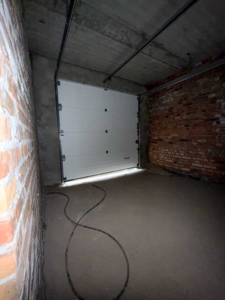 1879843294538297