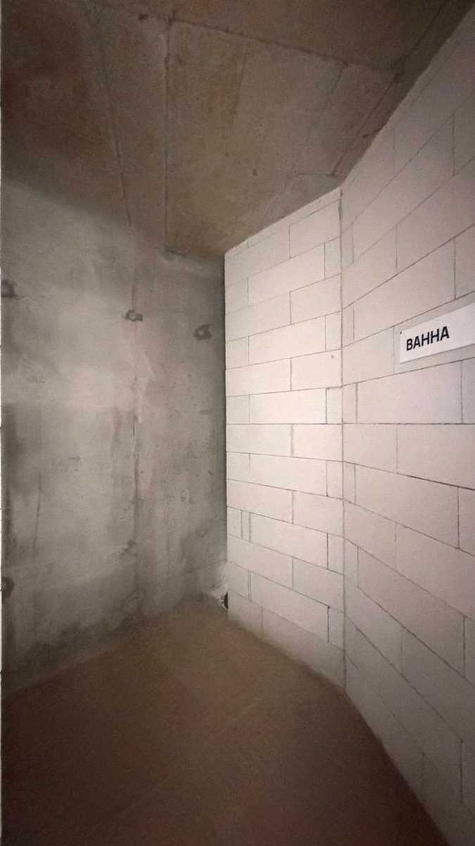 1879843585551669
