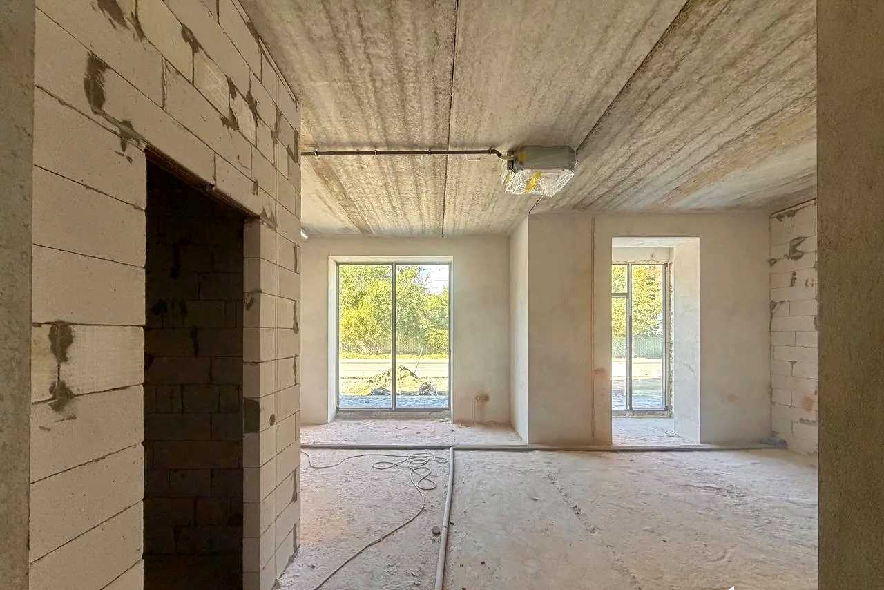 1879844085636648