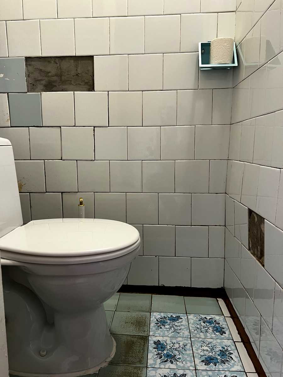 1879844165421057