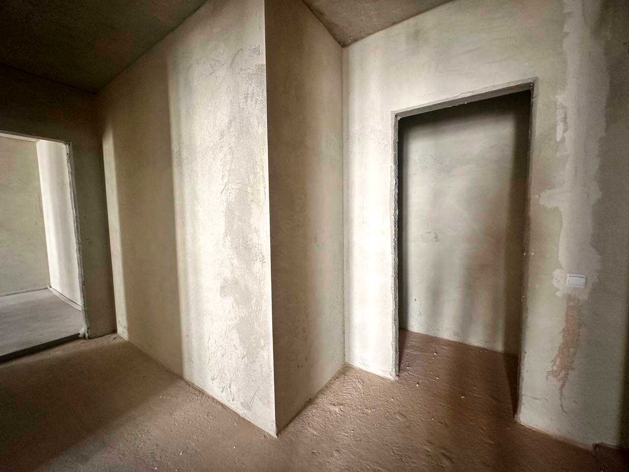 1879844374781342