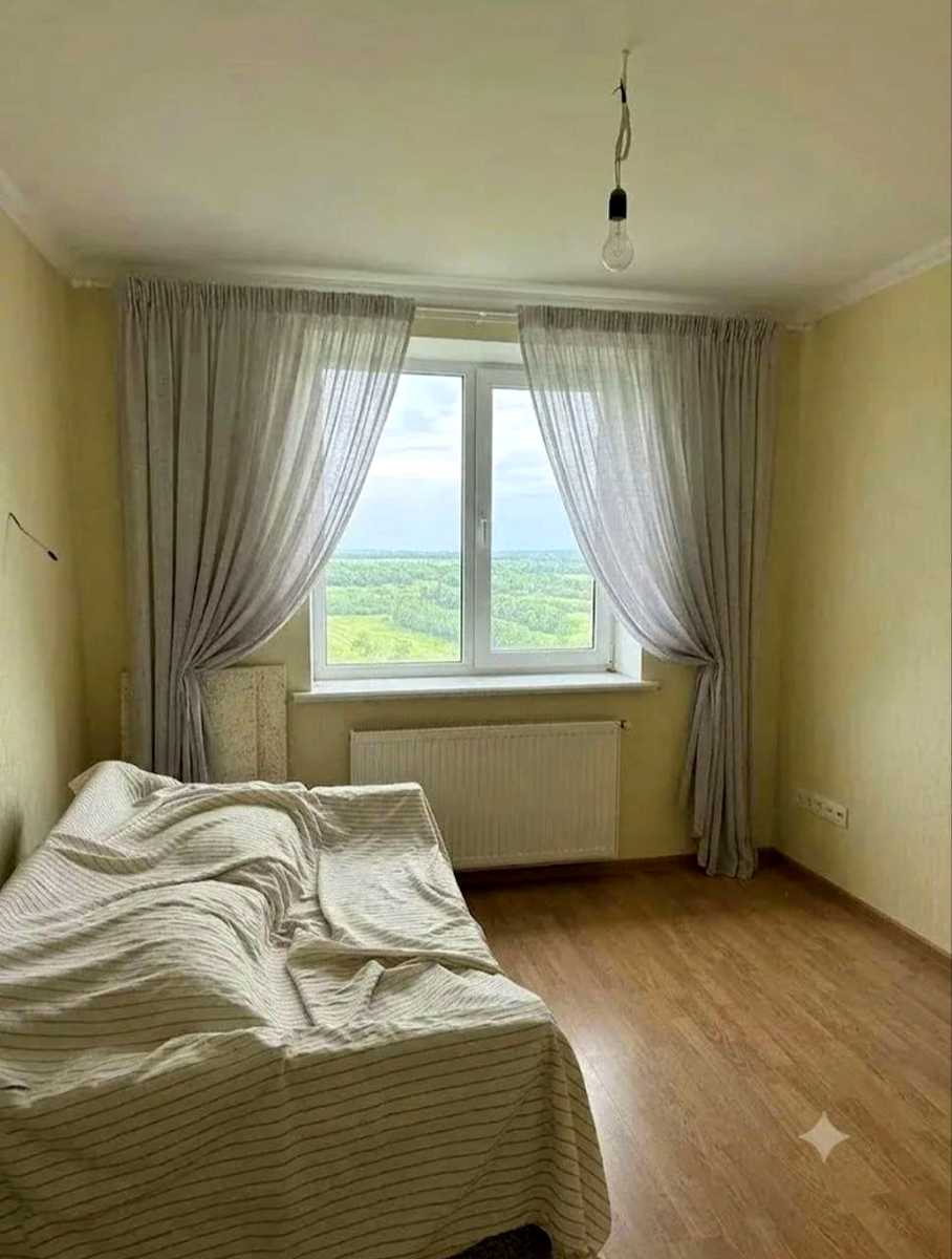 1879844725652426