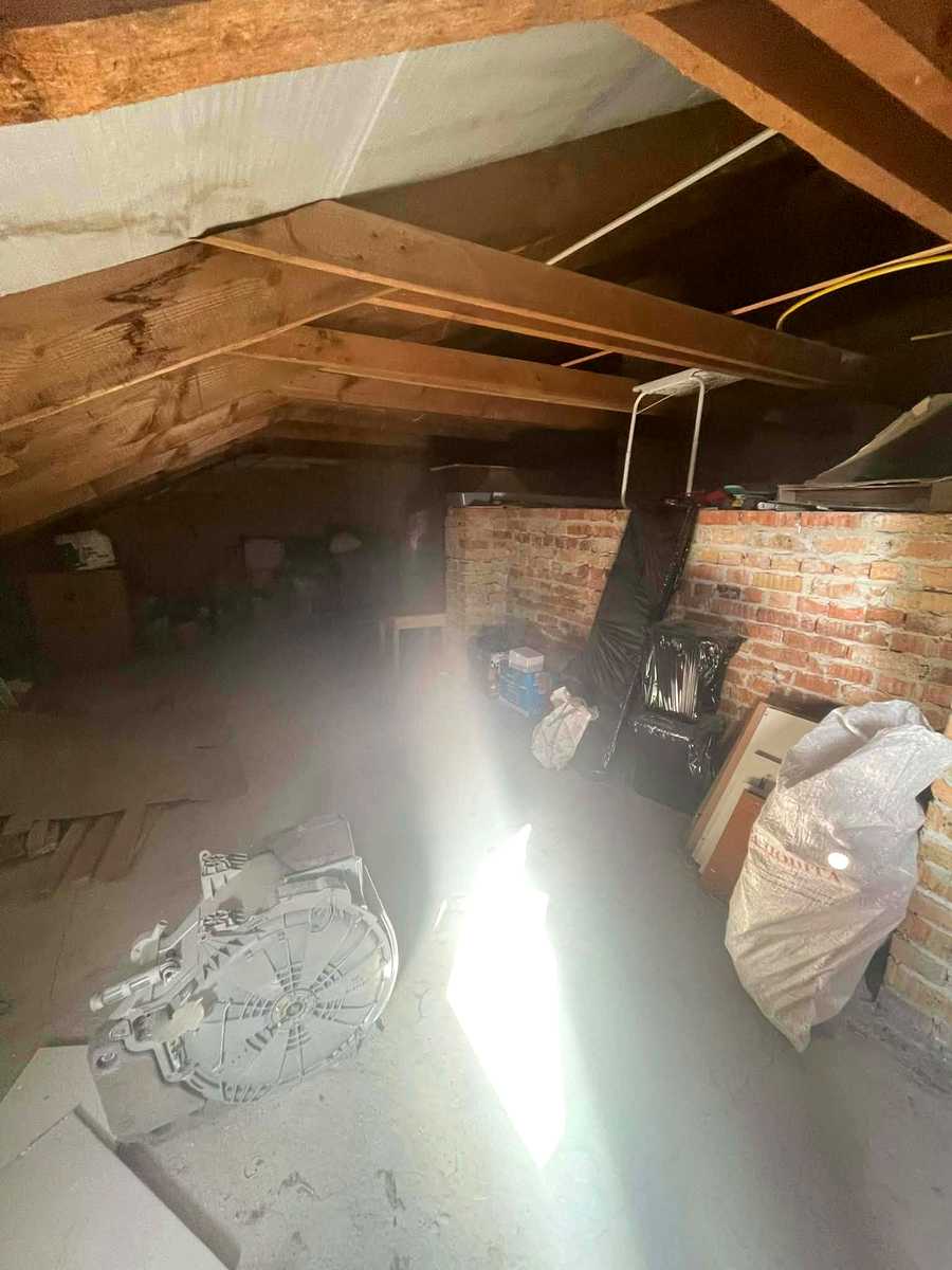 1879844828101427