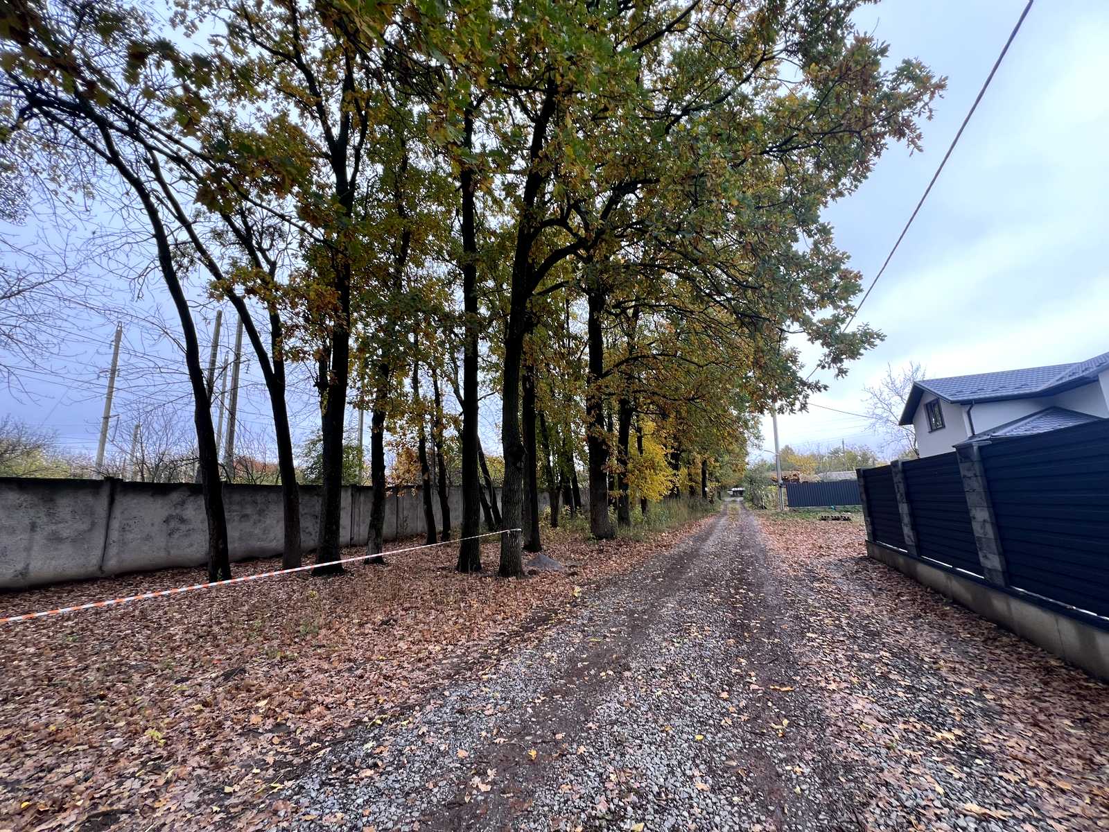 1879845358023057