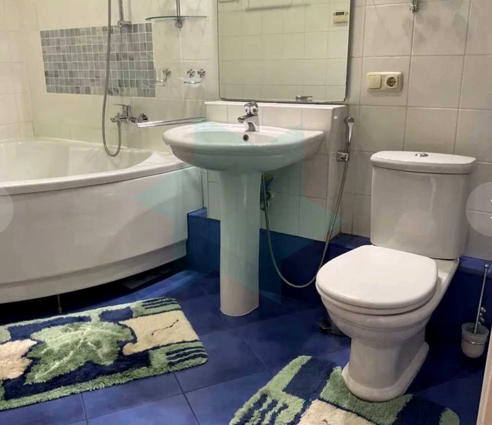 1879845901499584