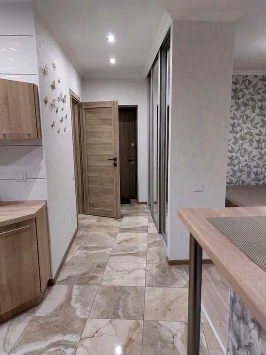1879845961718133