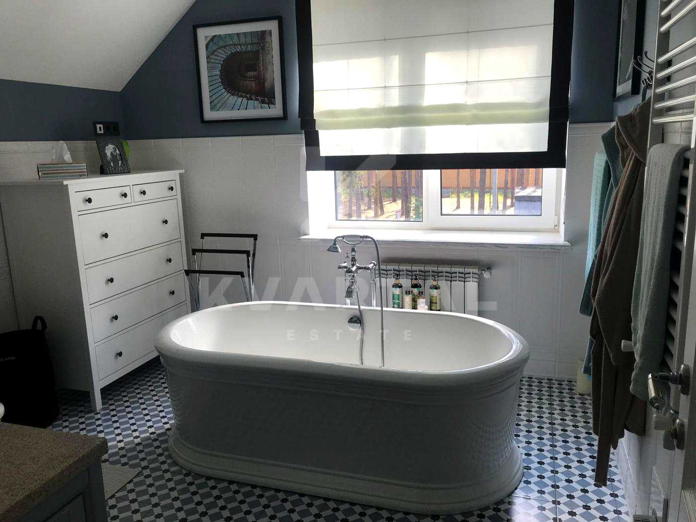 1879846135533427