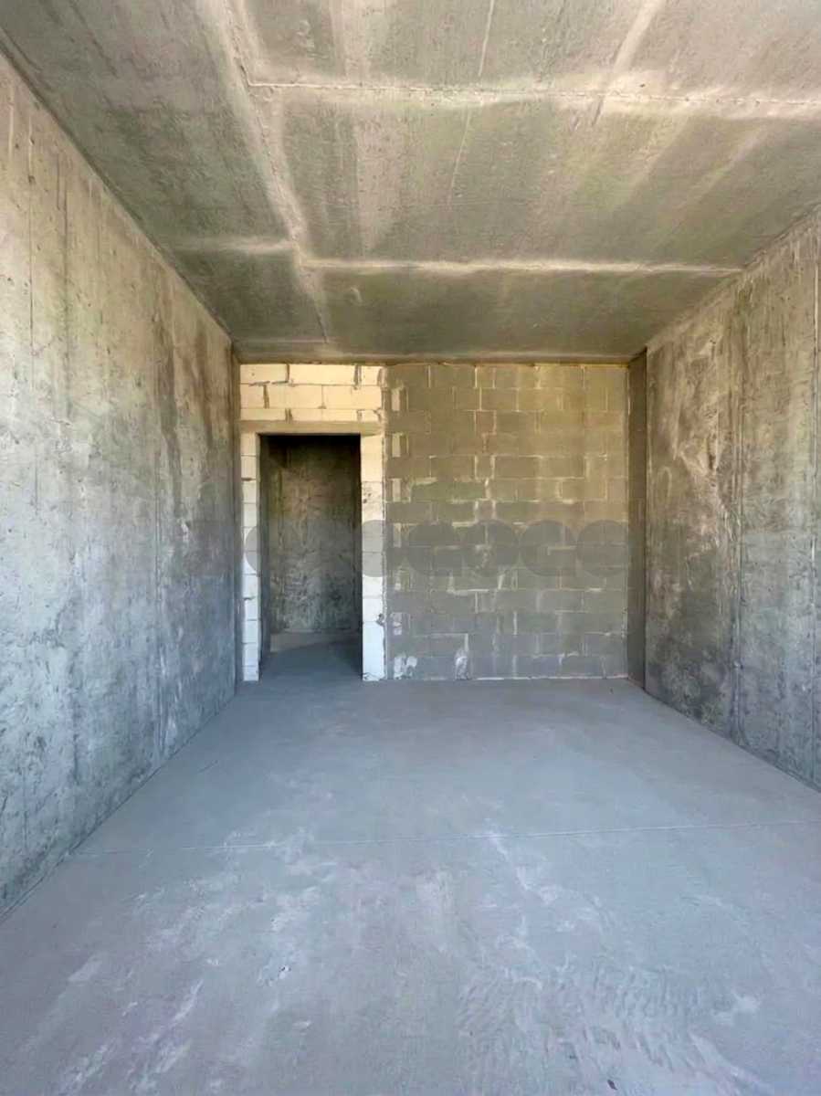 1879846757136221
