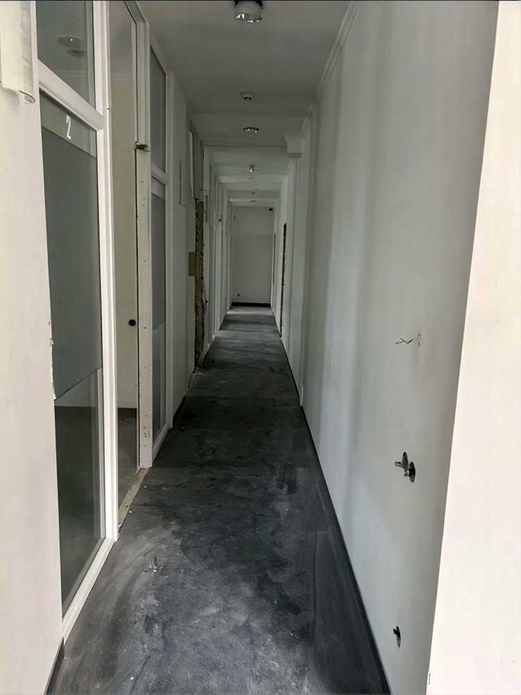 1879849242698996