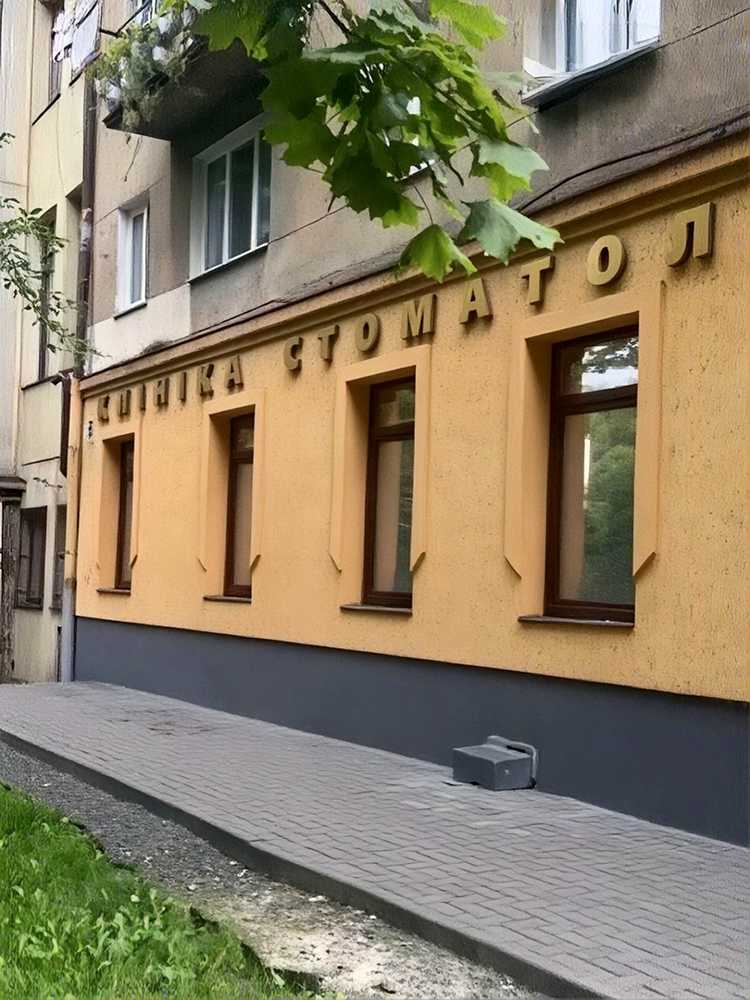 1879849243189634