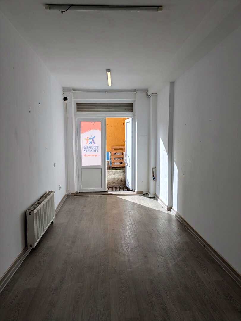 1879852806622736