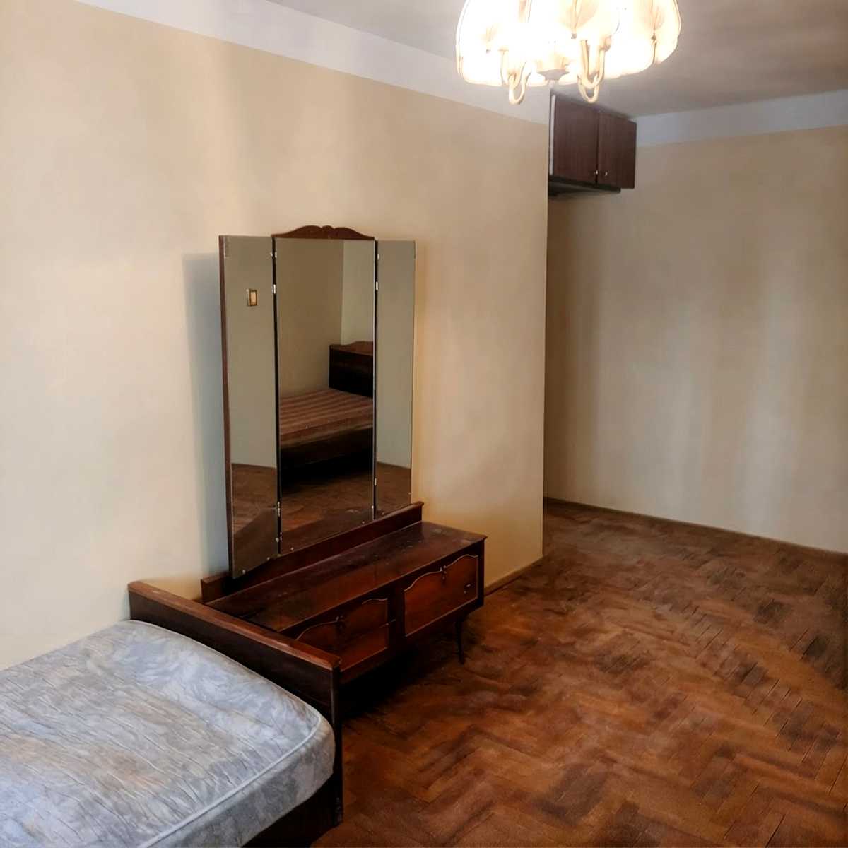 1879852964823074