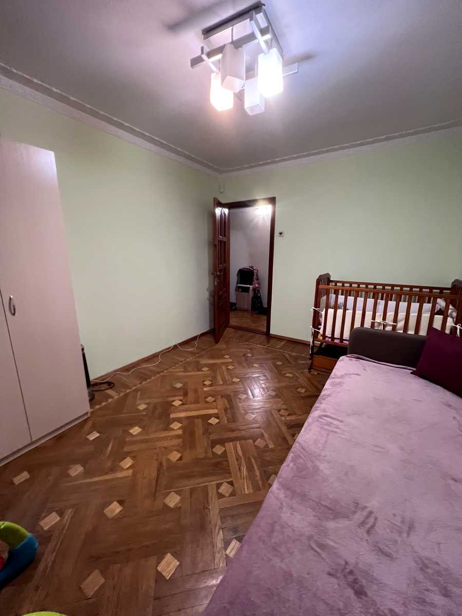 1879856779602038