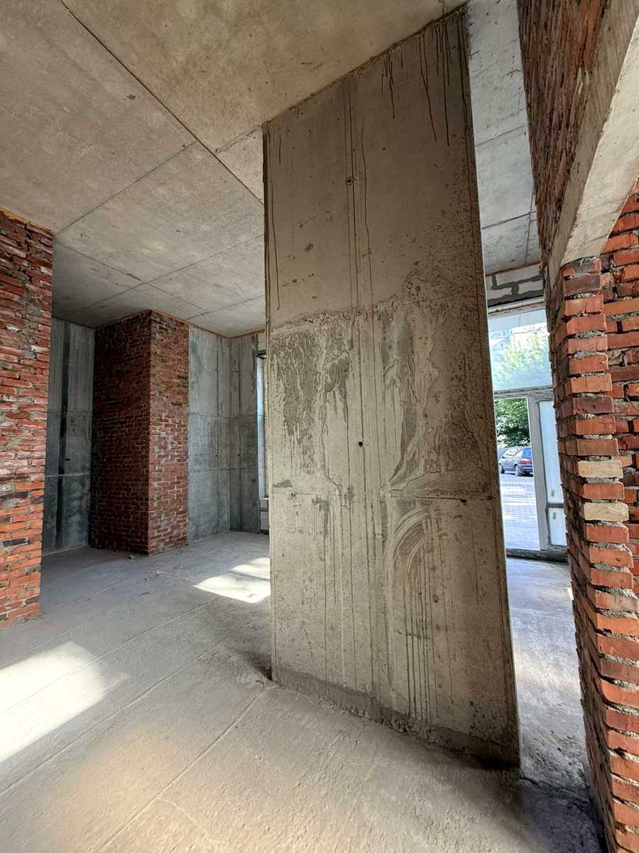 1879862388204688