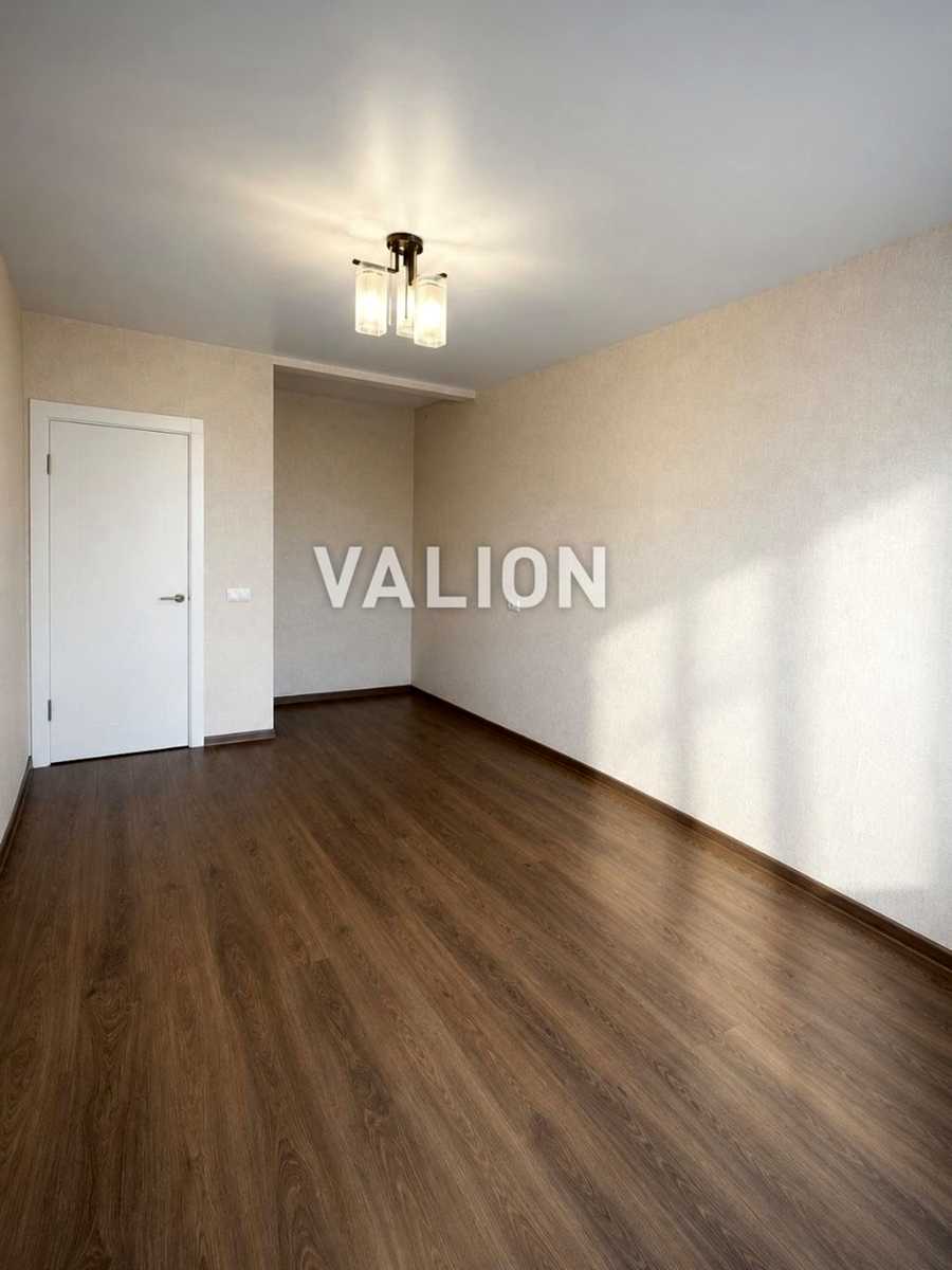 1879865660166271