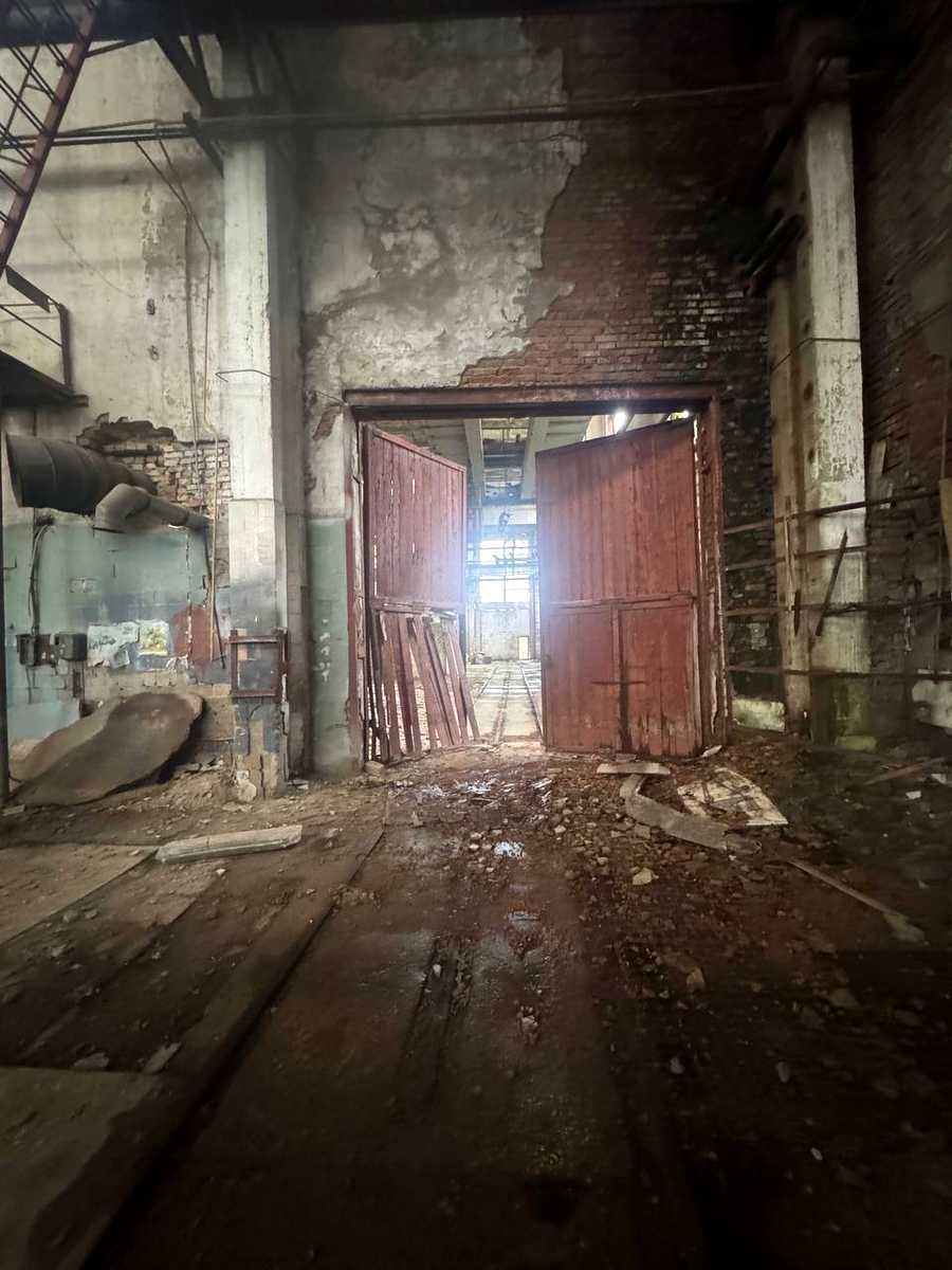 1879869722059384