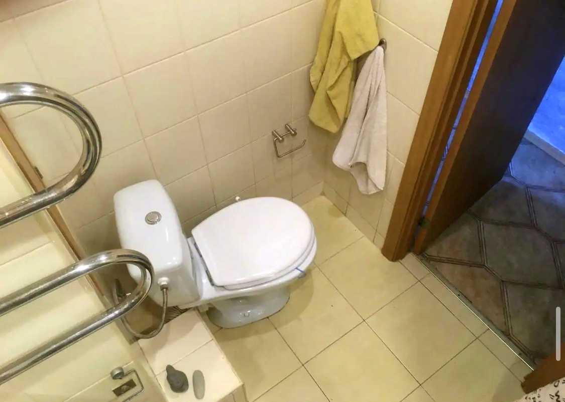 1879870780045715