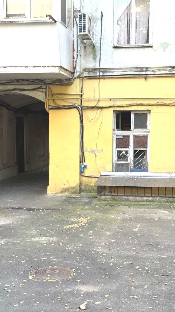 1879870918952287