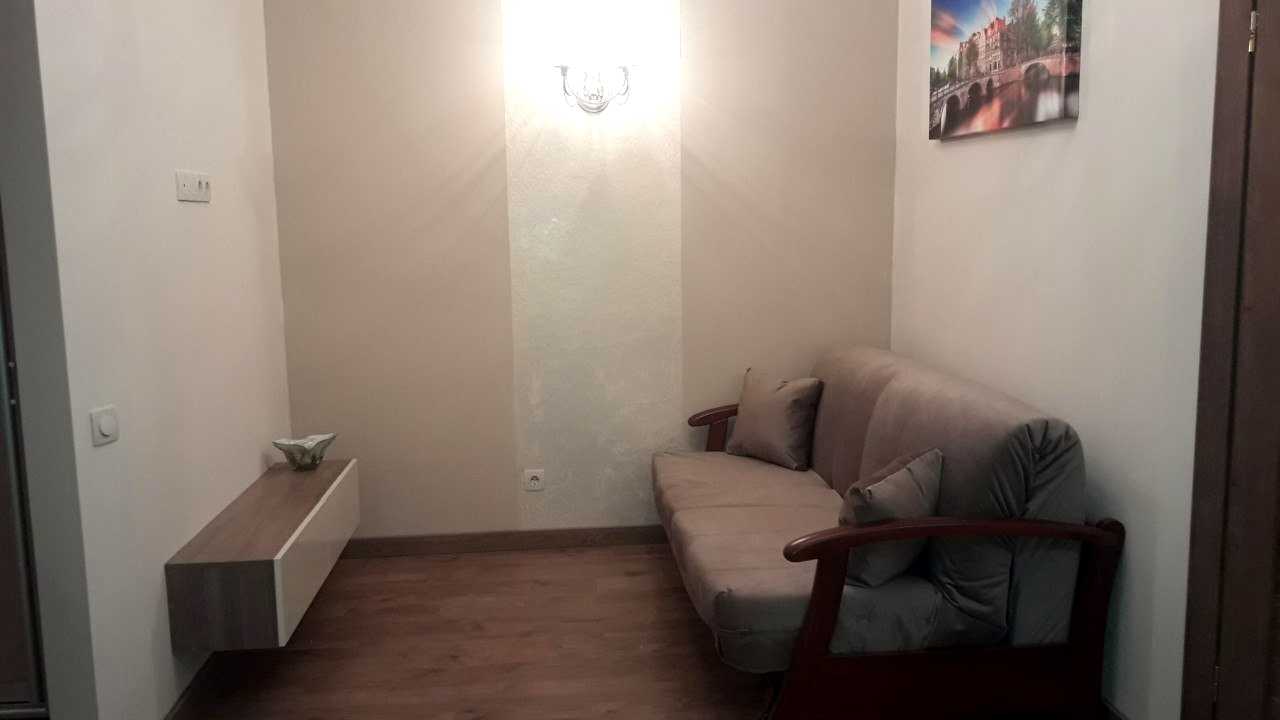 1879873978127060