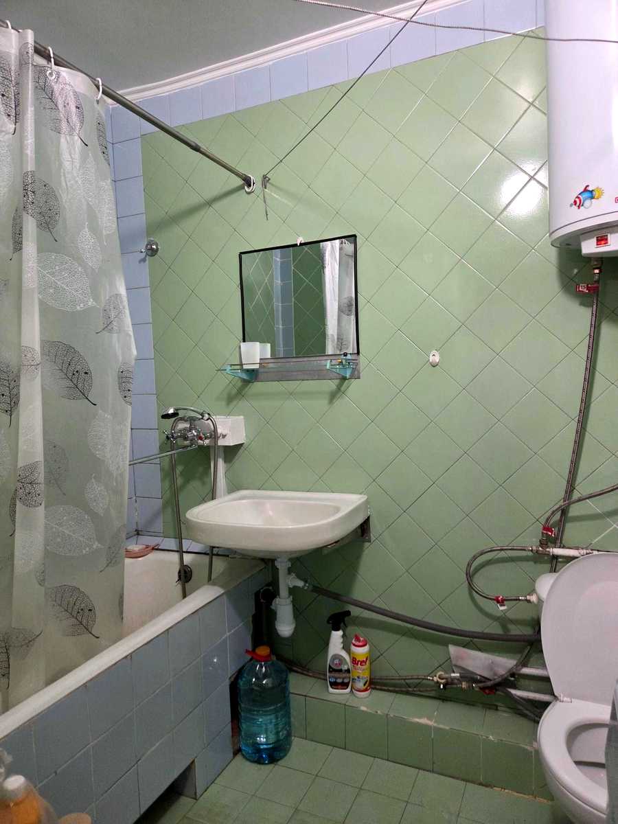 1879874080597119