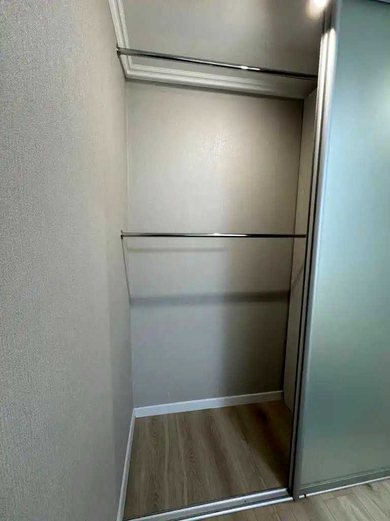 1879874188936629