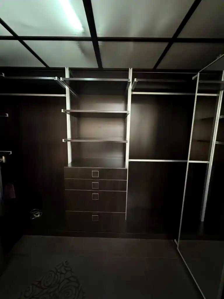 1879874950694769