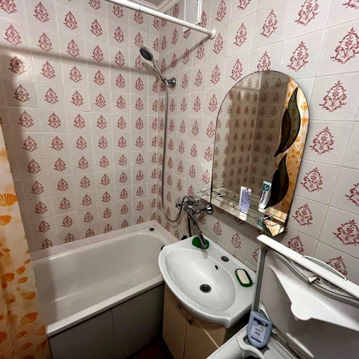 1879876649420527