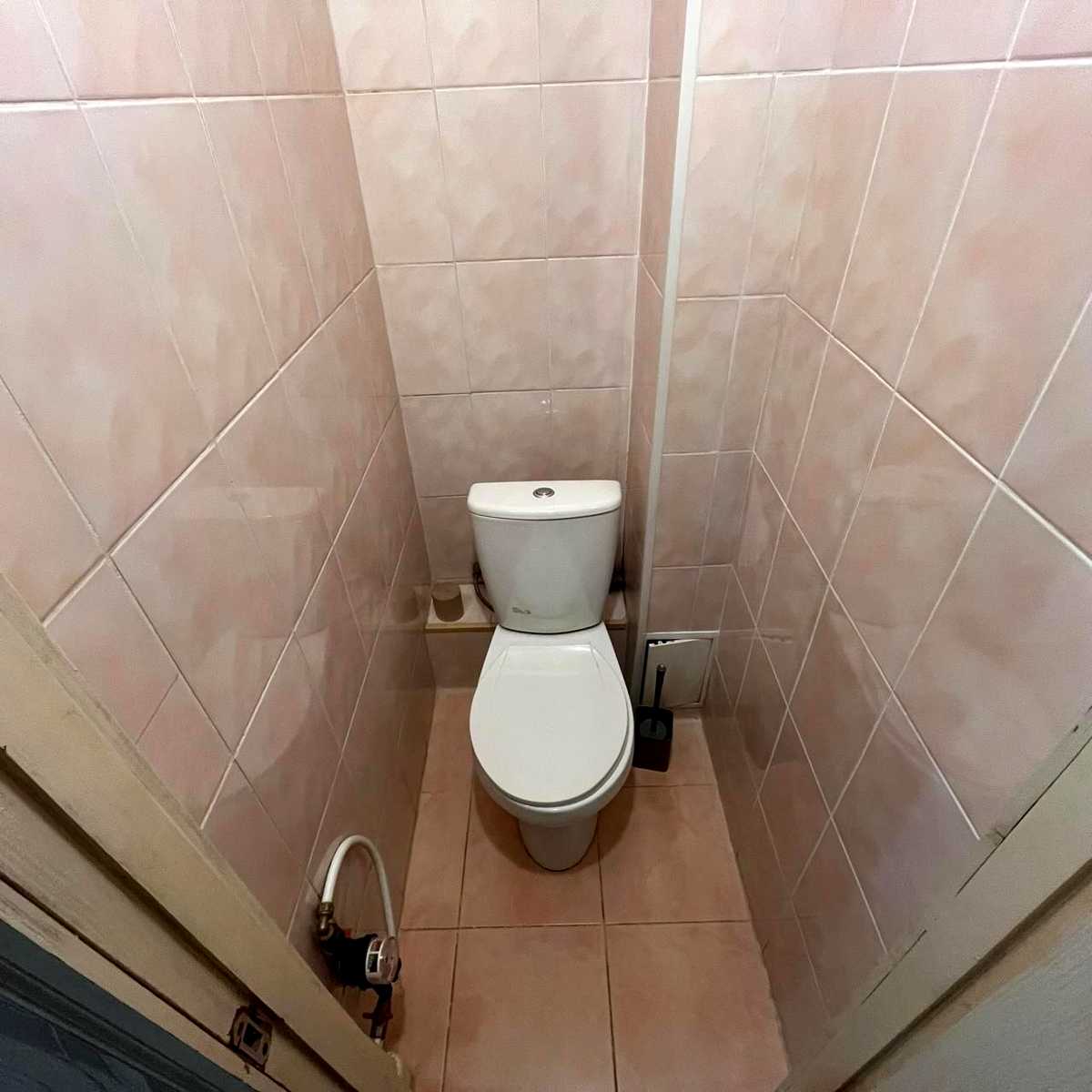 1879876781340410