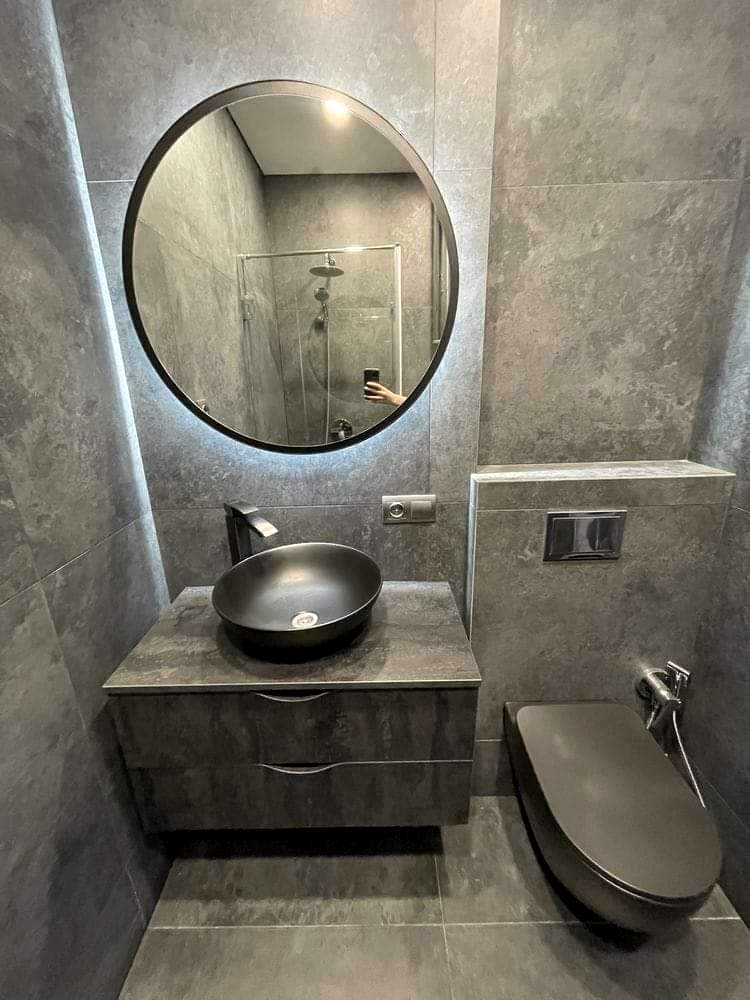 1879880382189577