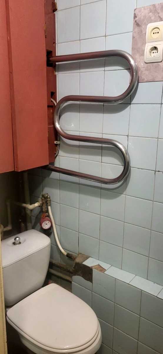 1879911884663203