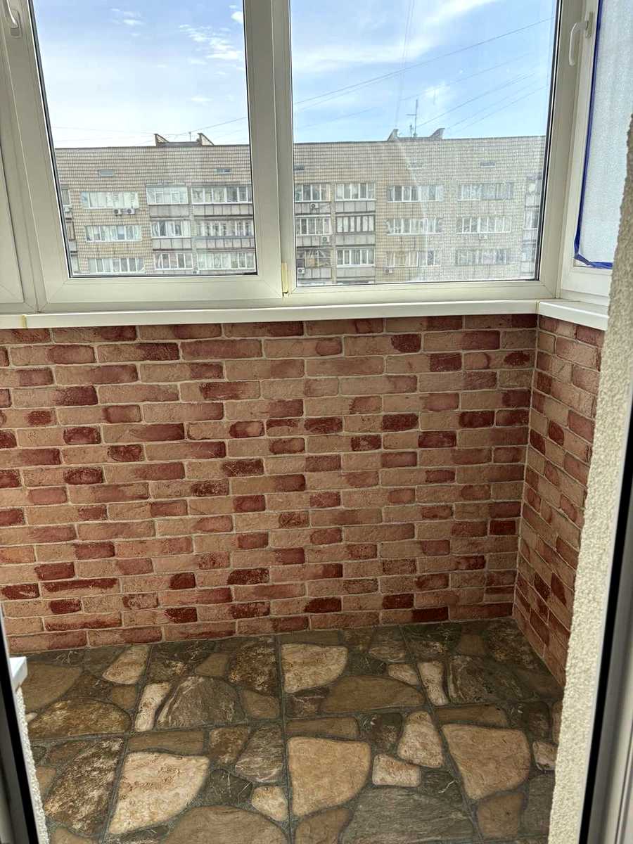 1879913135192629